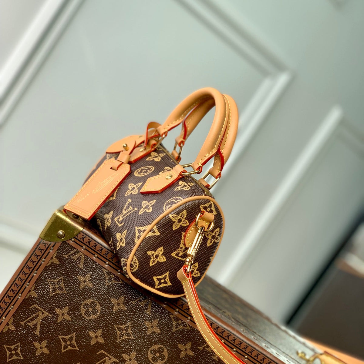 LOU NANO SPEEDY BAG