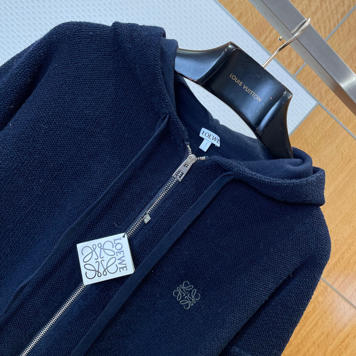 LOEW ZIP HOODIE