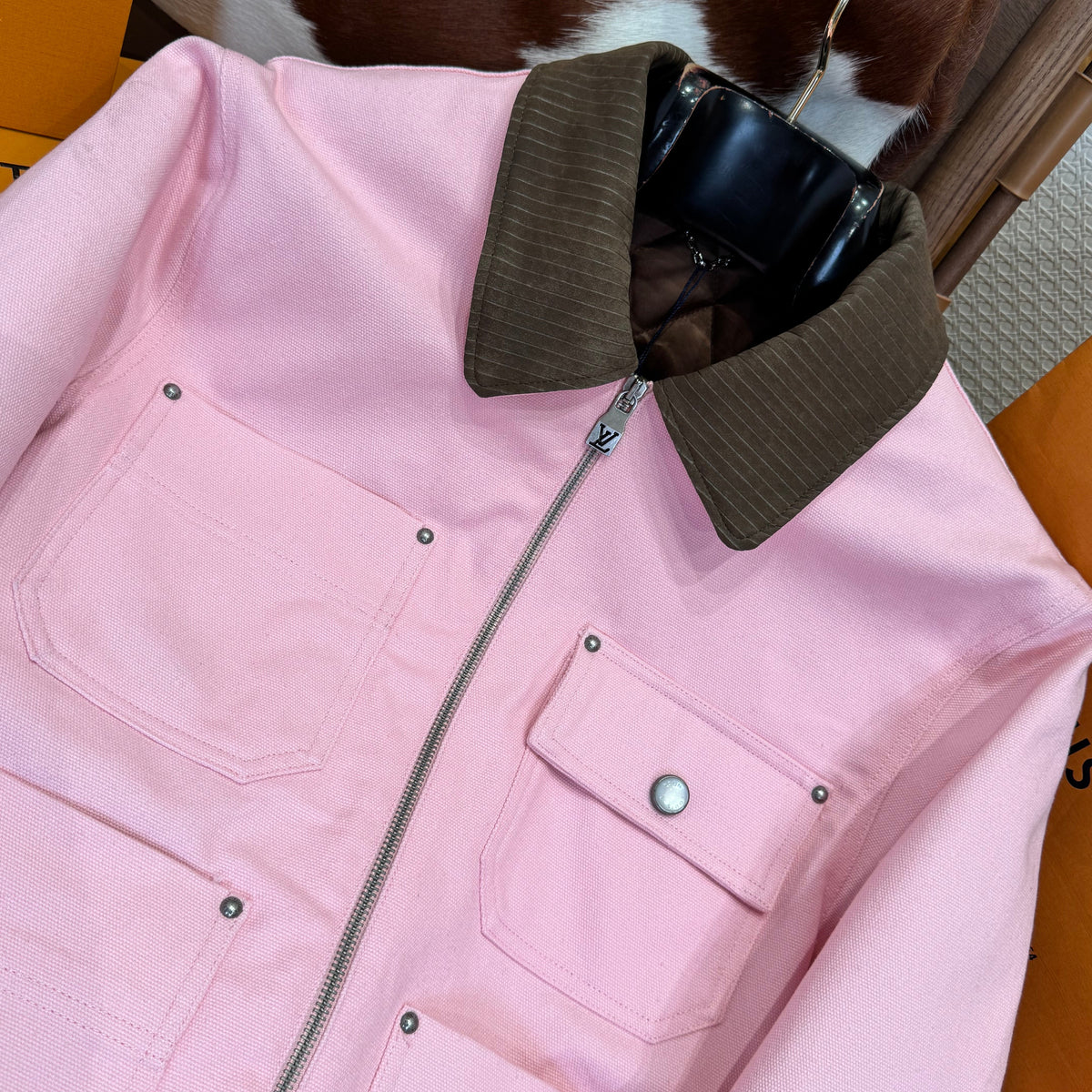 LOU JACKET