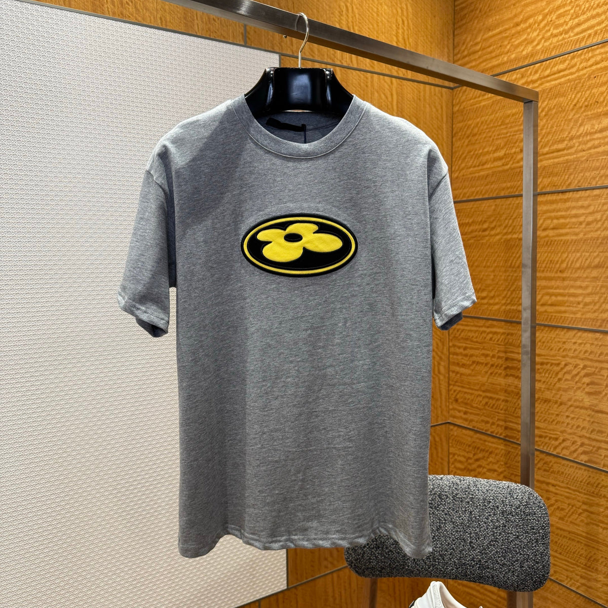 LOU T-SHIRT