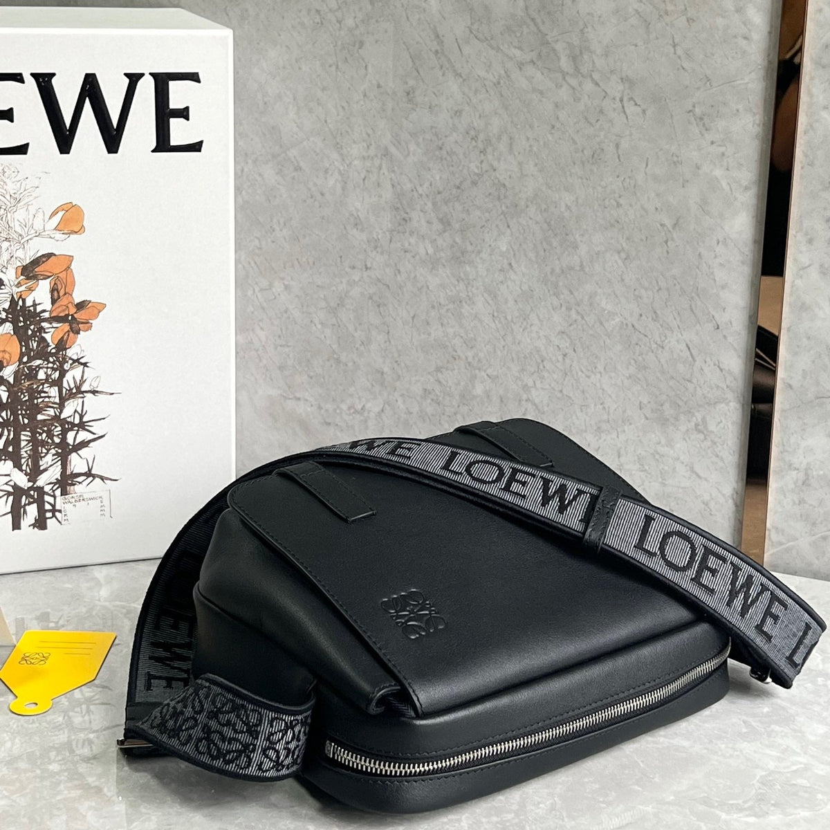LOEW XS MILITARY MESSENGER BAG