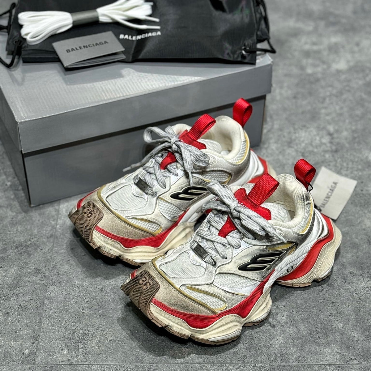 BAL CARGO TRAINERS