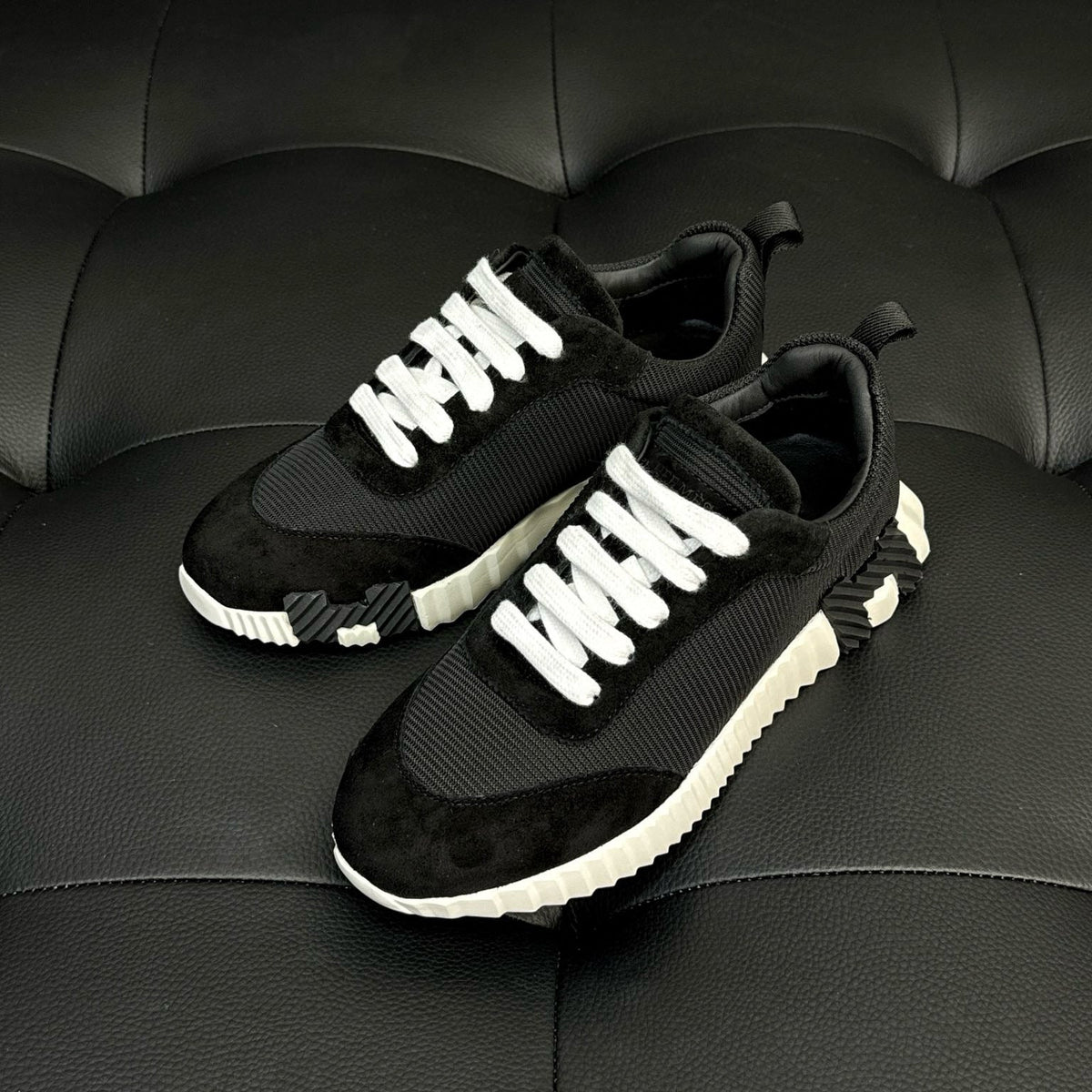 HERM BOUNCING SNEAKERS