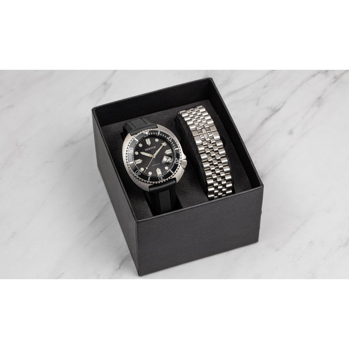 Heritor Automatic Matador Box Set with Interchangable Bands and Date Displa