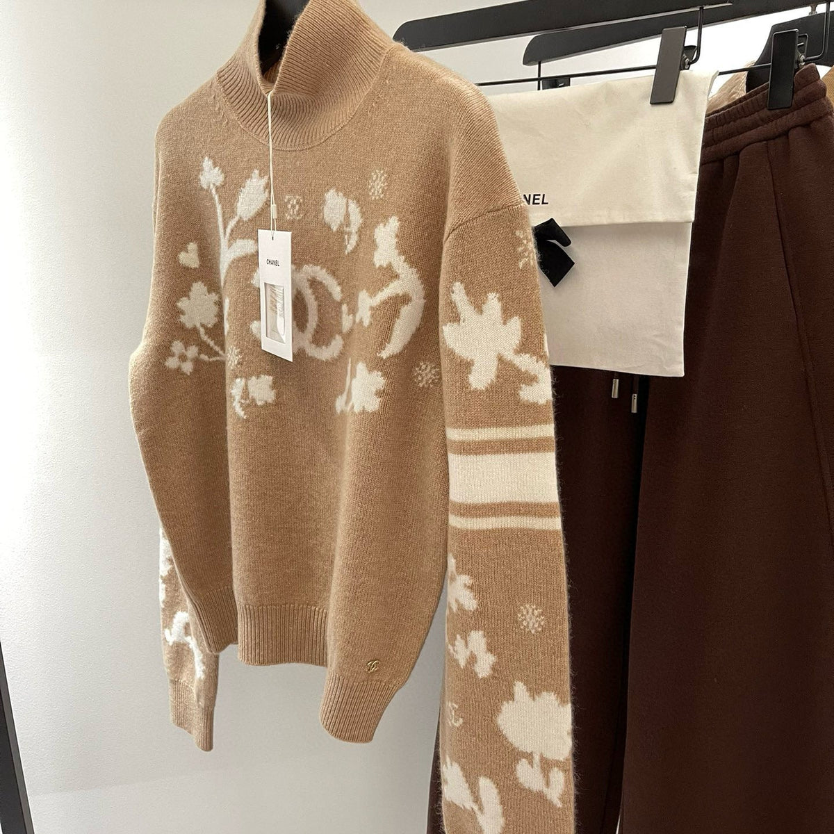 CC SWEATER