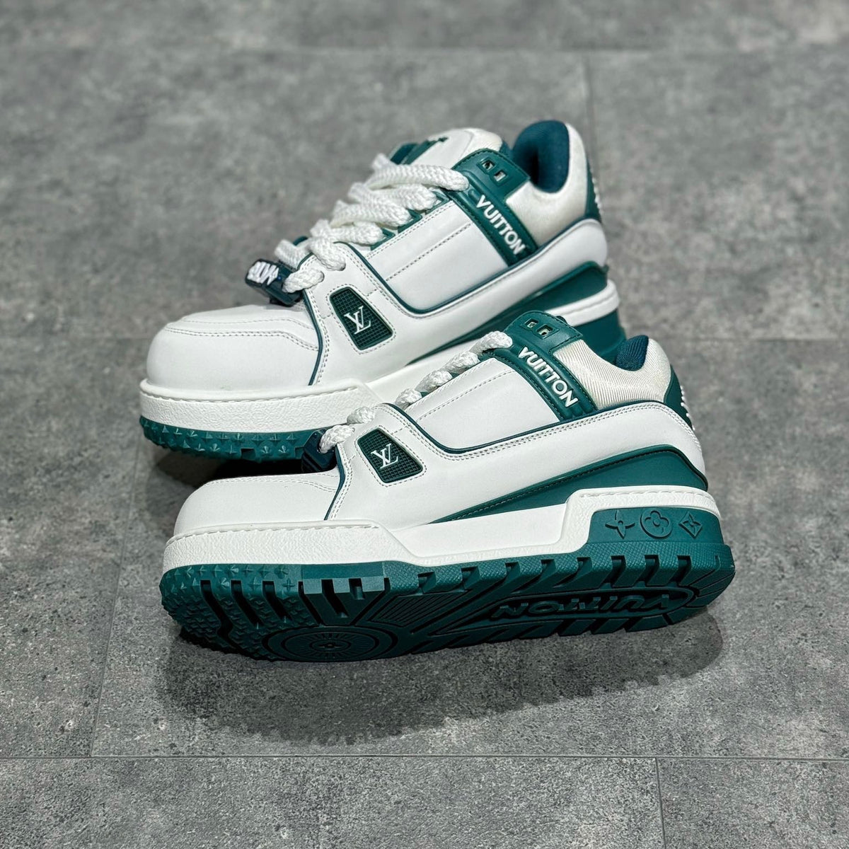 LOU TRAINERS