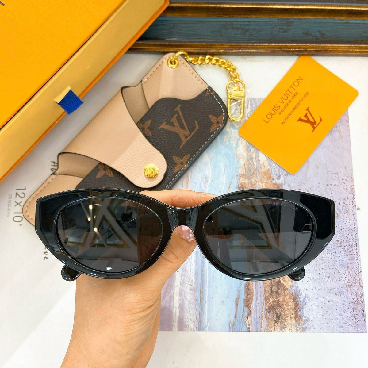 LOU SUNGLASSES