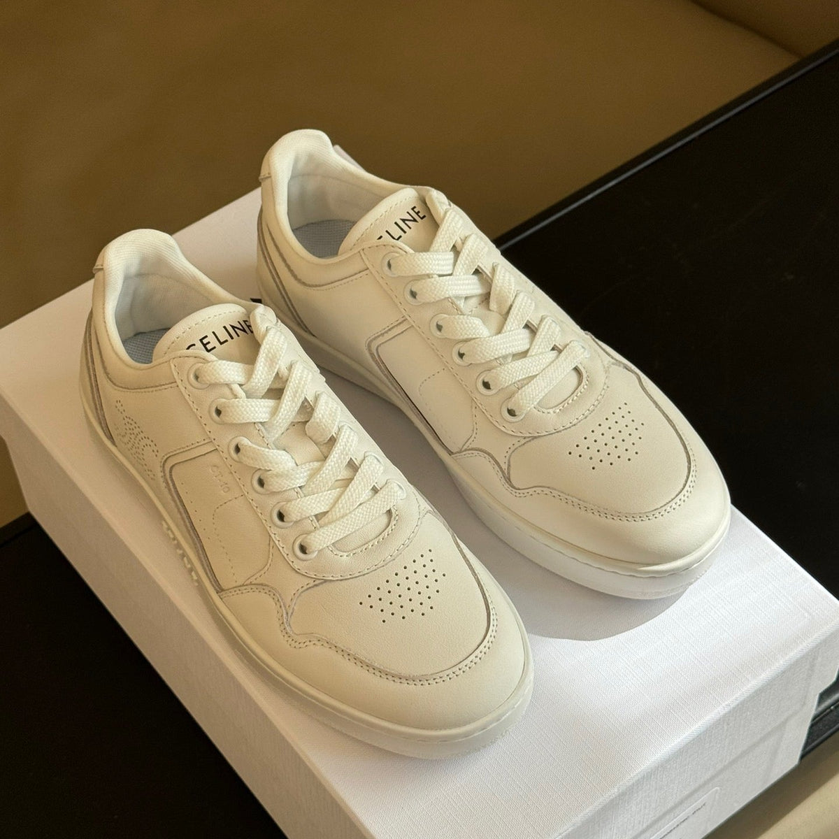 CEL SNEAKERS
