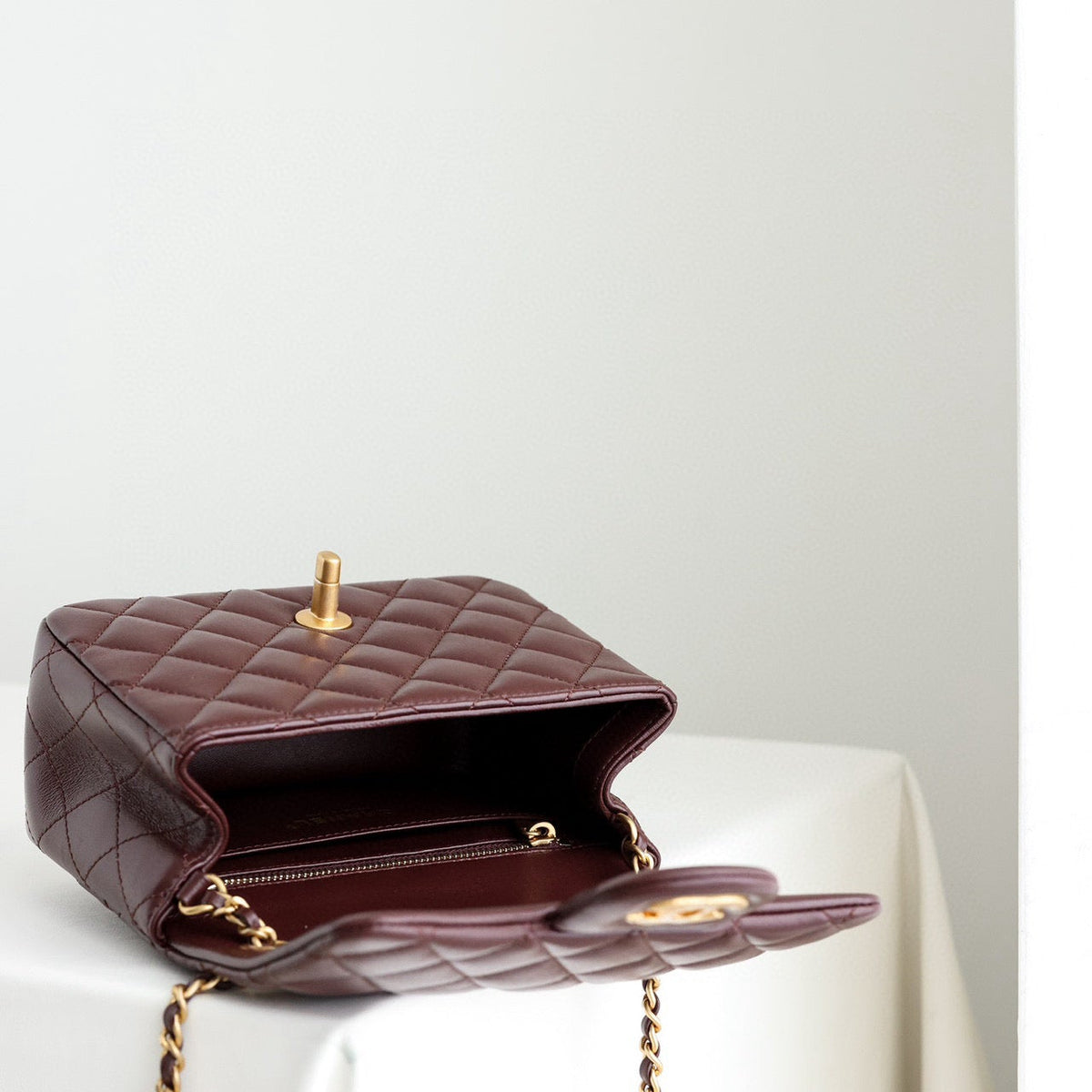CC CLASSIC FLAP MINI BAG