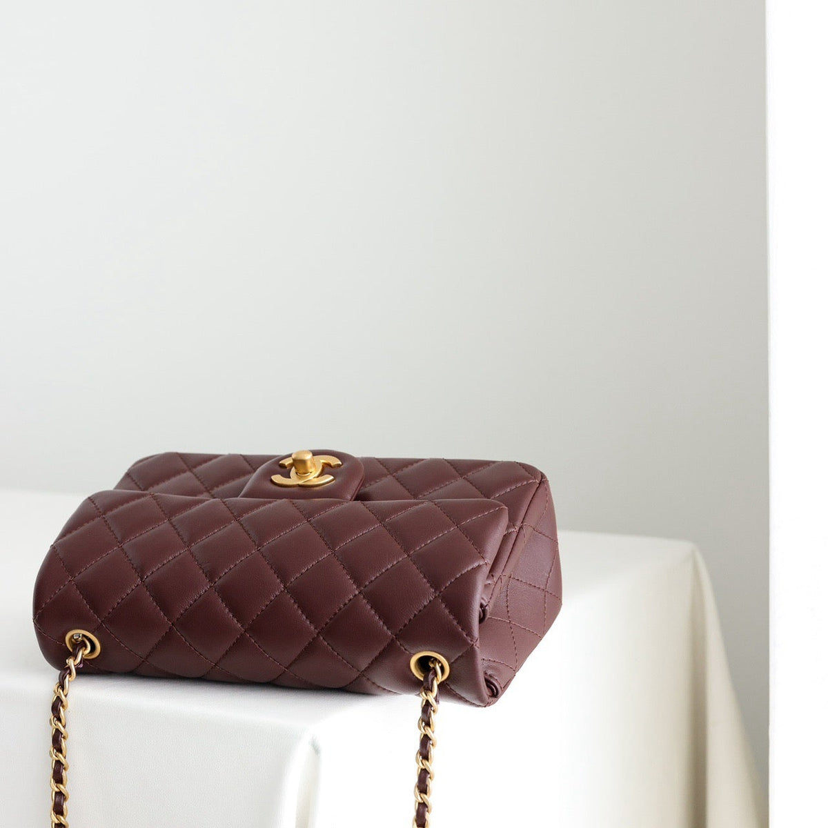 CC CLASSIC FLAP MINI BAG
