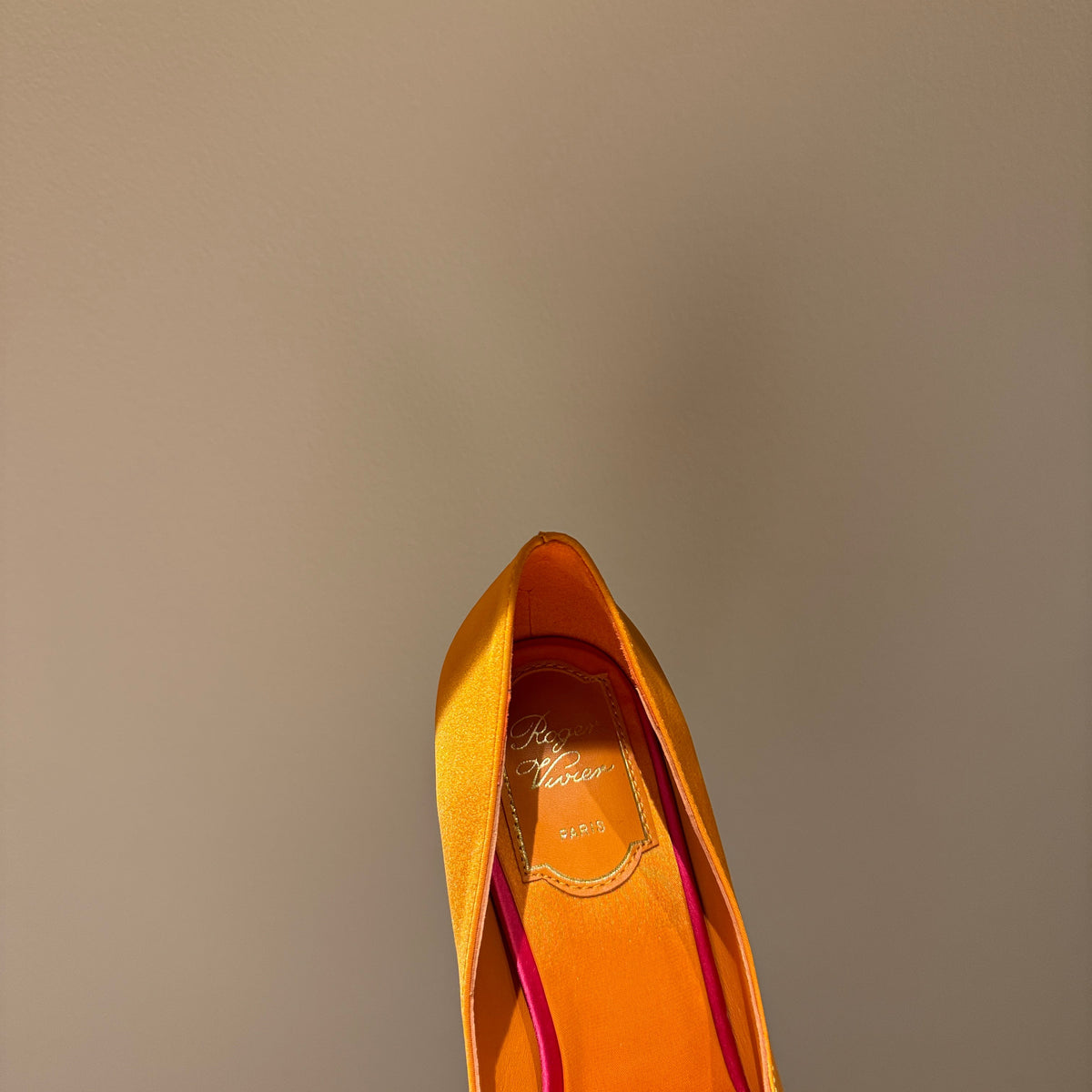 ROGER V HEELS