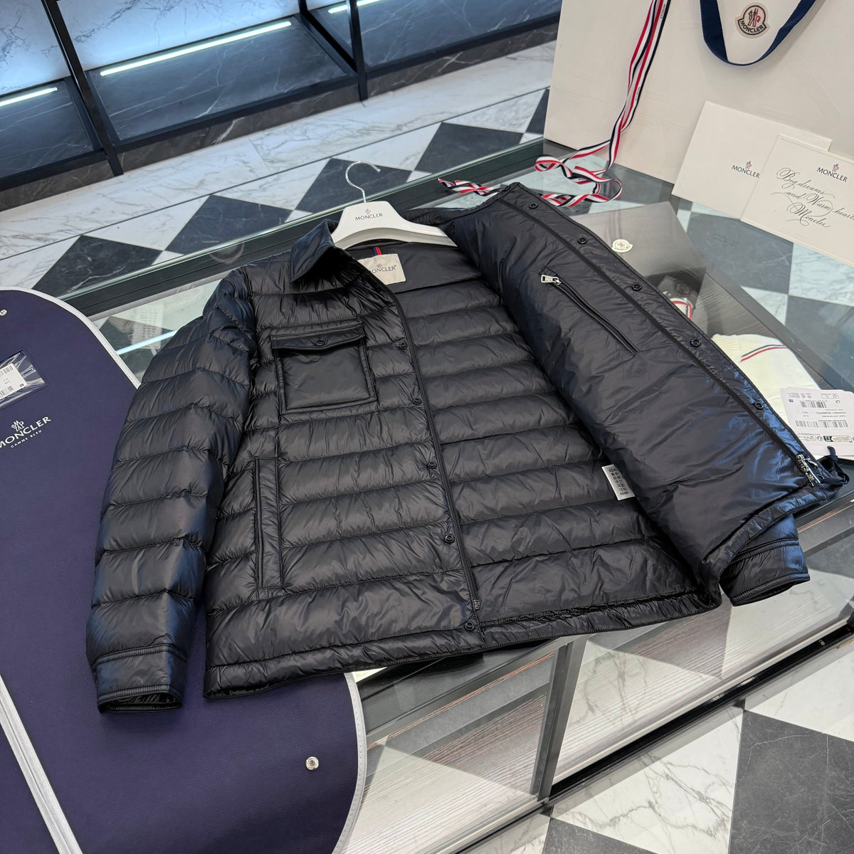MONC CHAMBLY JACKET