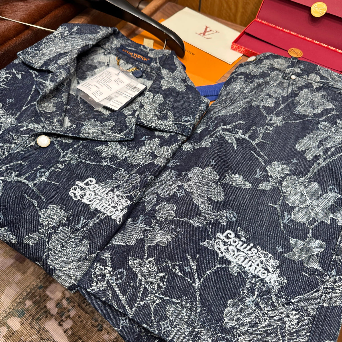 LOU DENIM SHIRT