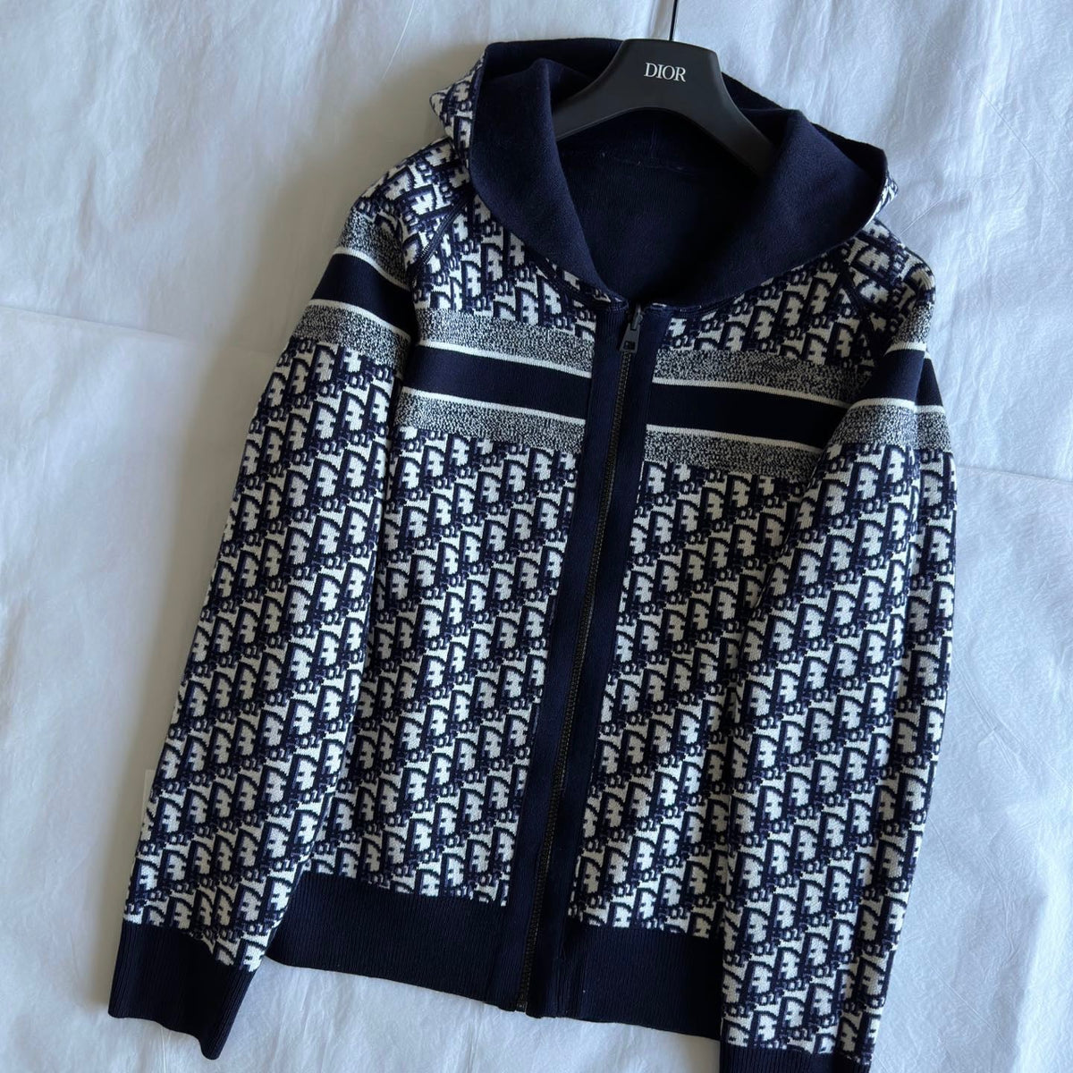 CD ZIP HOODIE