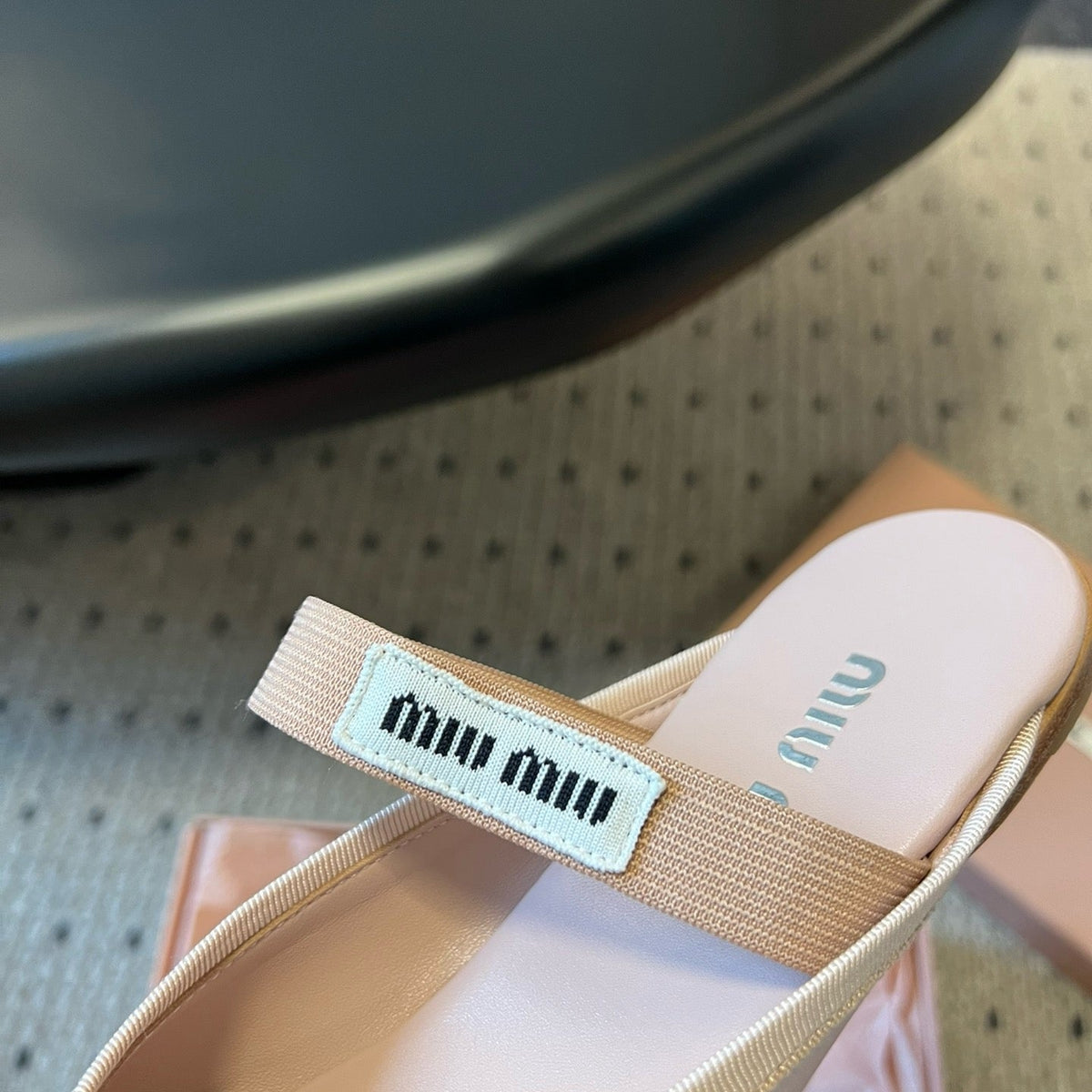 MIU M BALLERINA FLATS