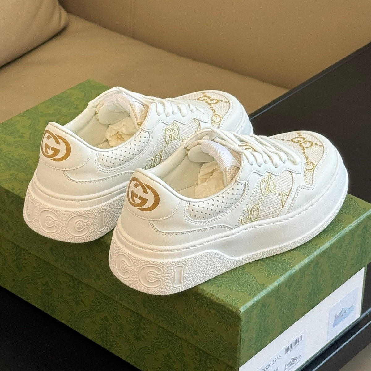 GG EMBOSSED SNEAKER