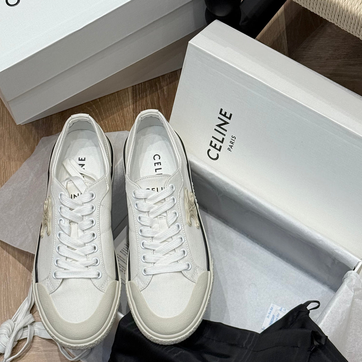 CEL SNEAKERS
