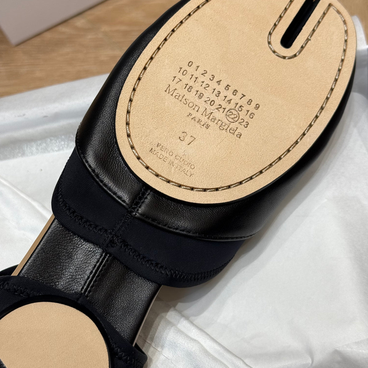 MAISON M TABI BALLET FLATS