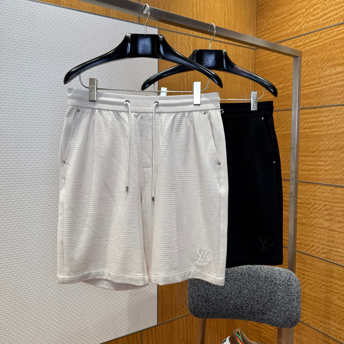 LOU SHORTS