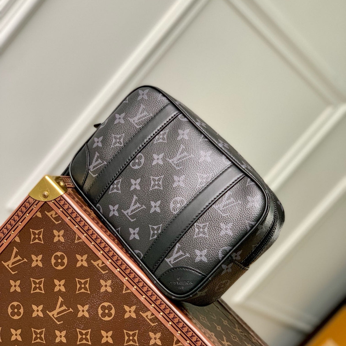 LOU POCHETTE KASAI