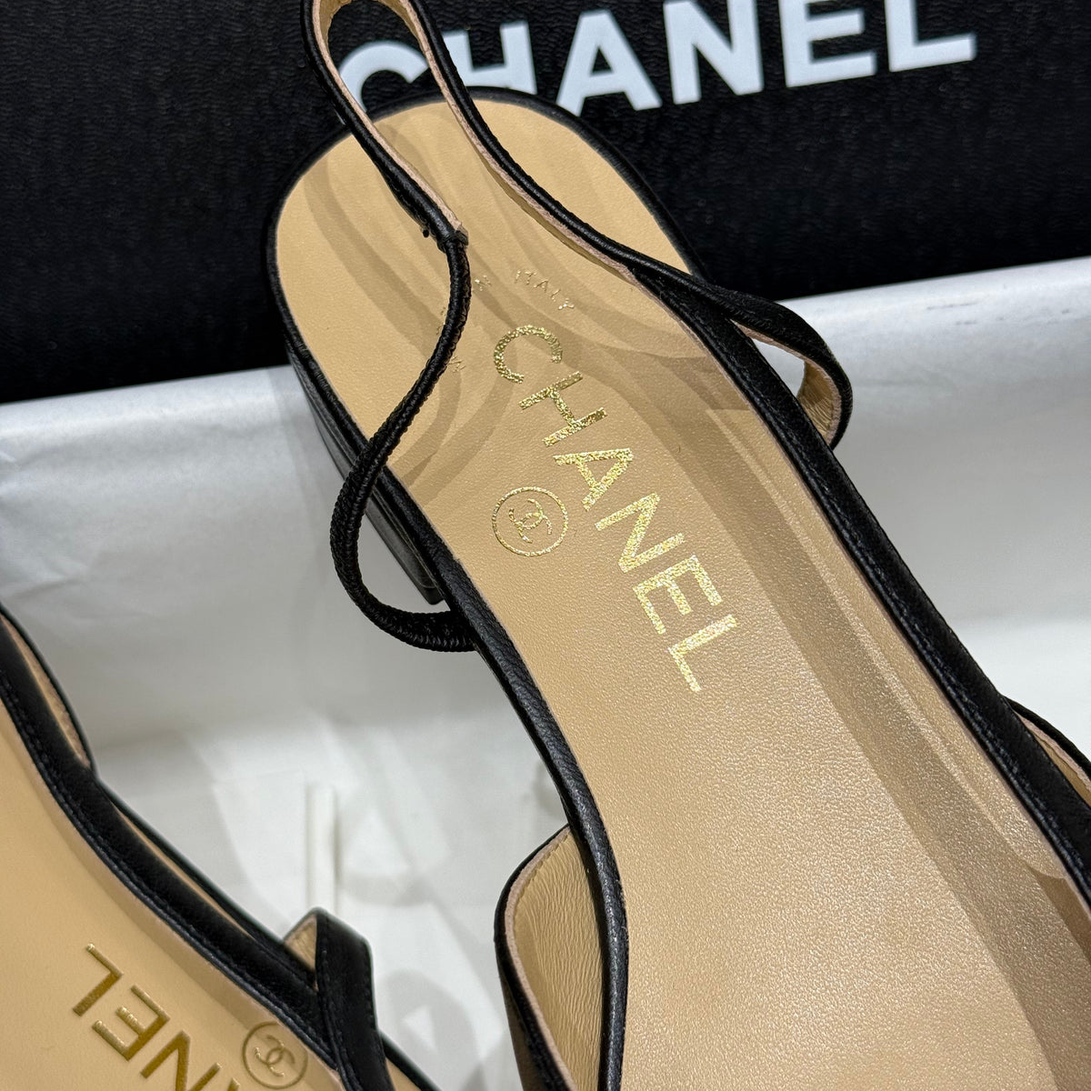 CC SLINGBACK PUMPS