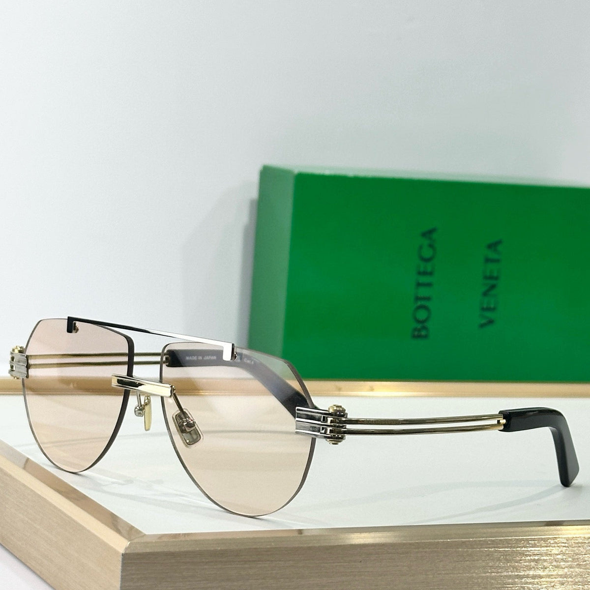 BOTT SUNGLASSES