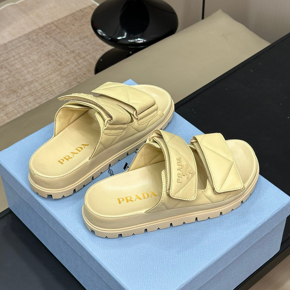 PD NAPPA LEATHER SLIDES