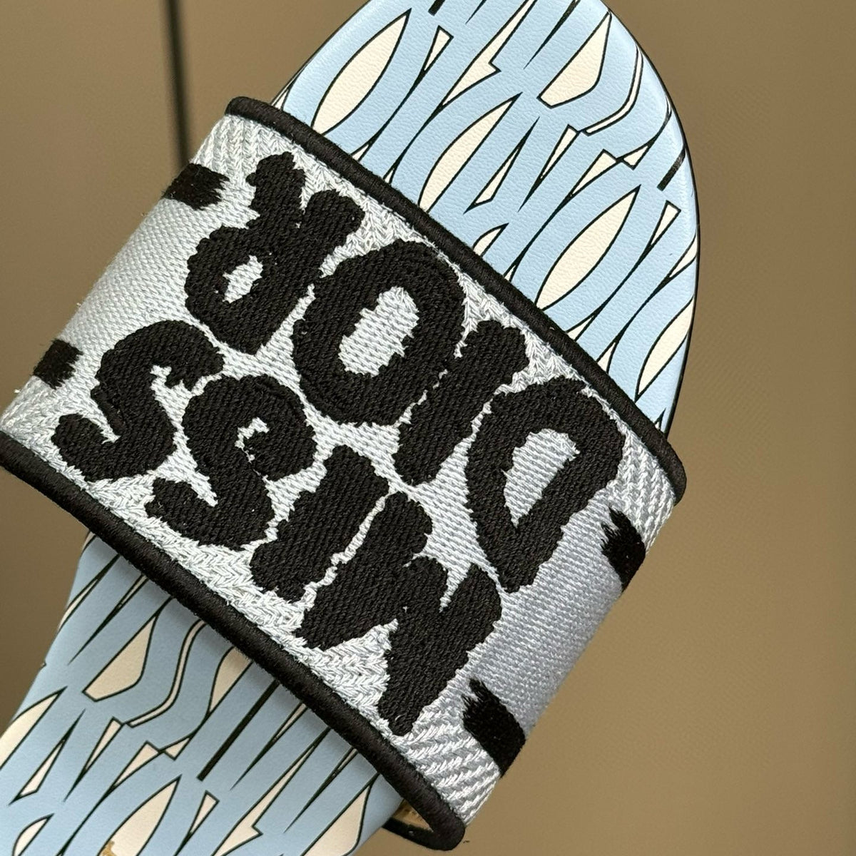 CD DWAY SLIDES