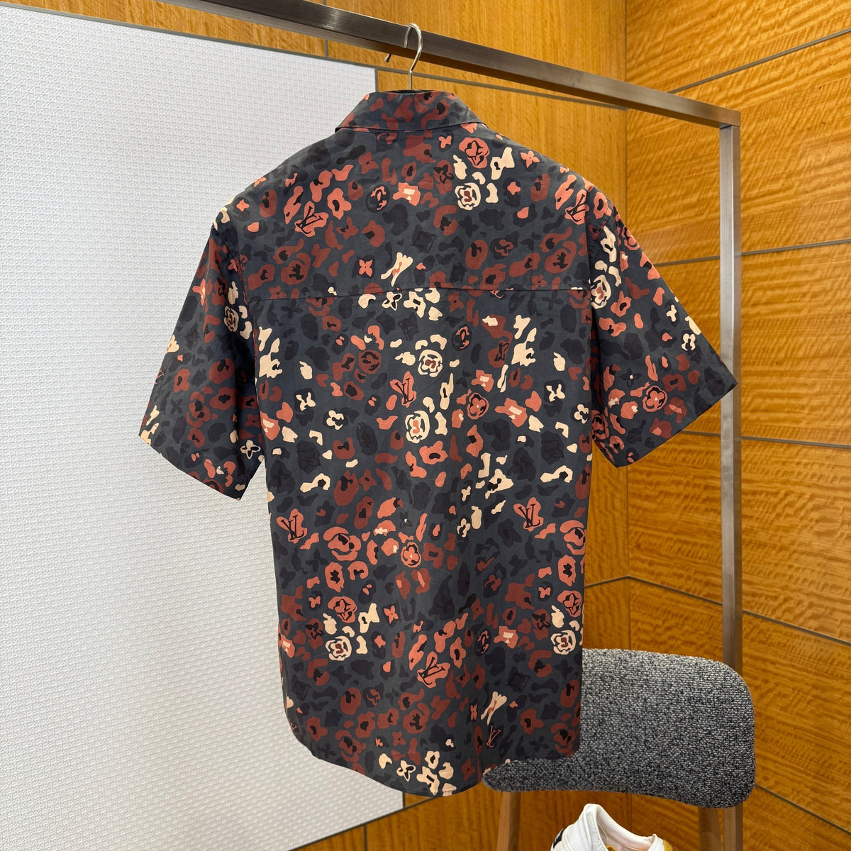 LOU SHIRT