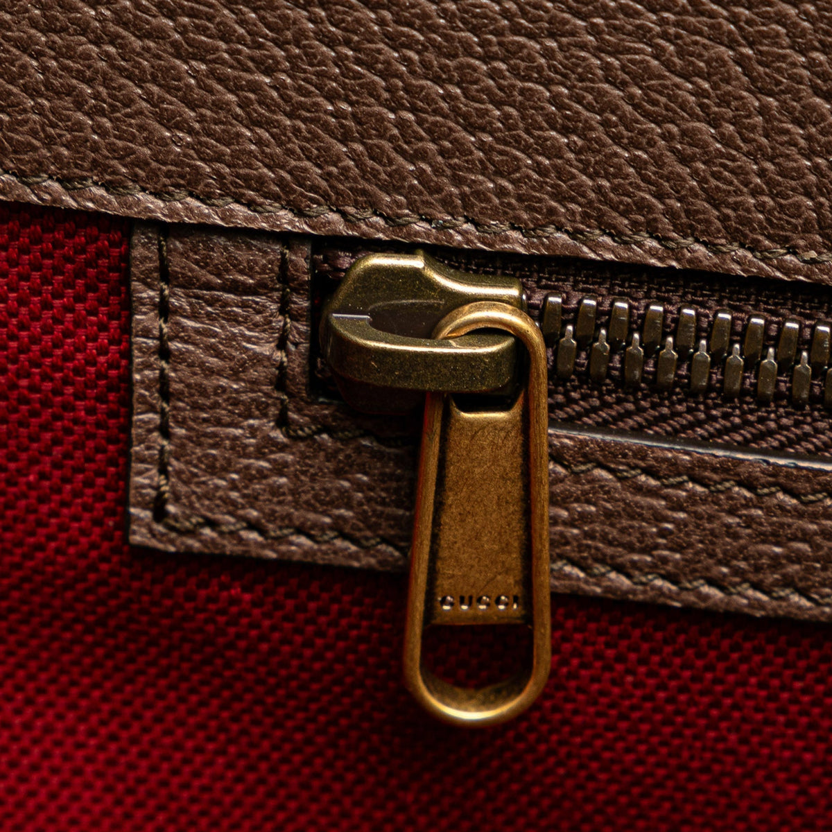GUCCI x Disney GG Supreme Donald Duck Satchel