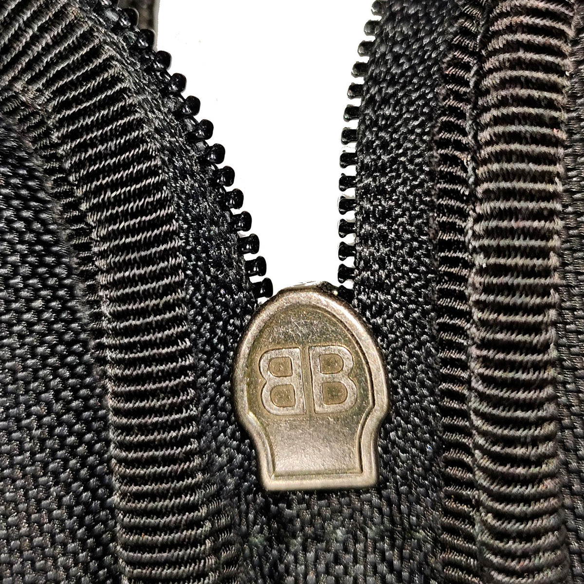Balenciaga Explorer Pouch (SHG-35218)