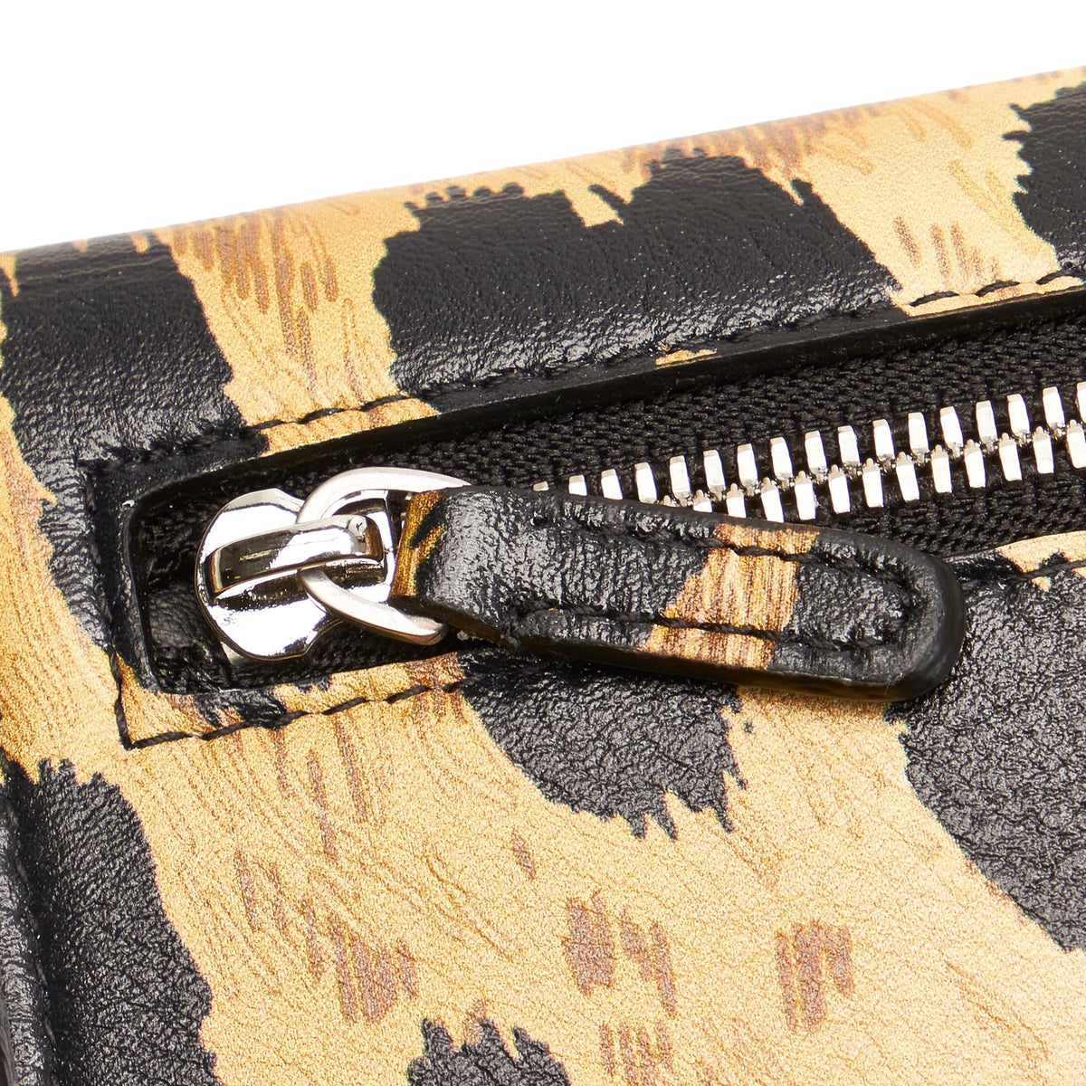 Balenciaga Leopard Print Leather Shoulder Bag (SHG-27193)