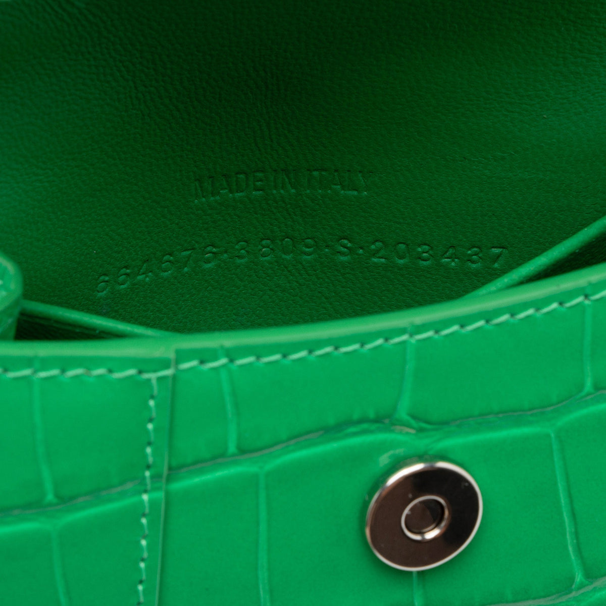 Balenciaga Shiny Croc Embossed Calfskin Hourglass Super Nano Top Handle Bag (SHF-c6OAtN)