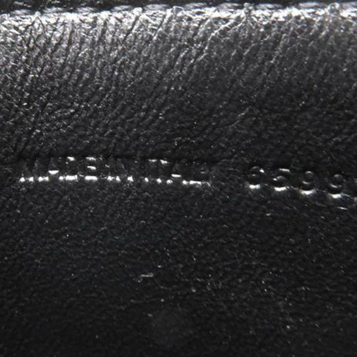 Balenciaga Tool 2.0 North South (SHG-e4xUOx)
