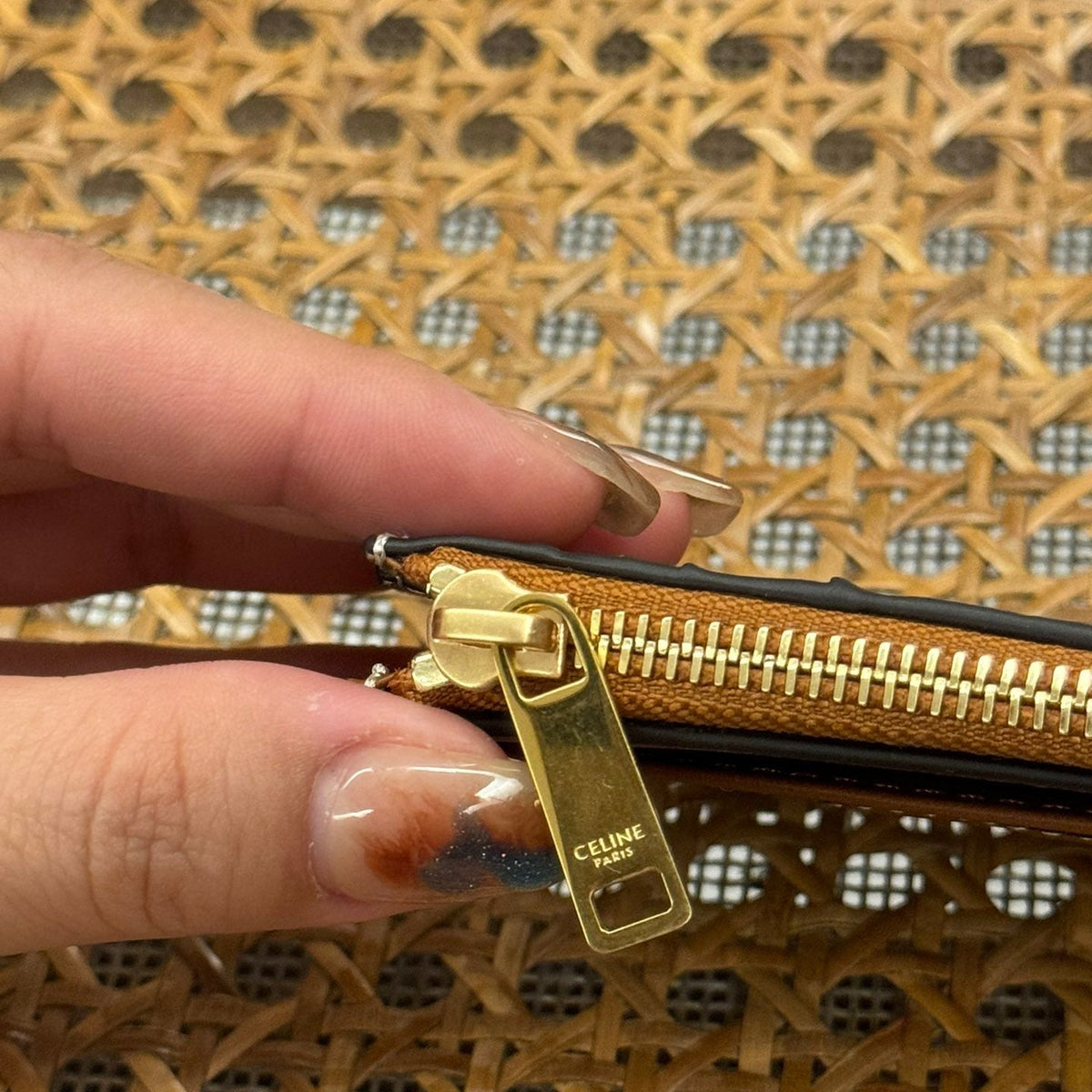 CEL CARD HOLDER