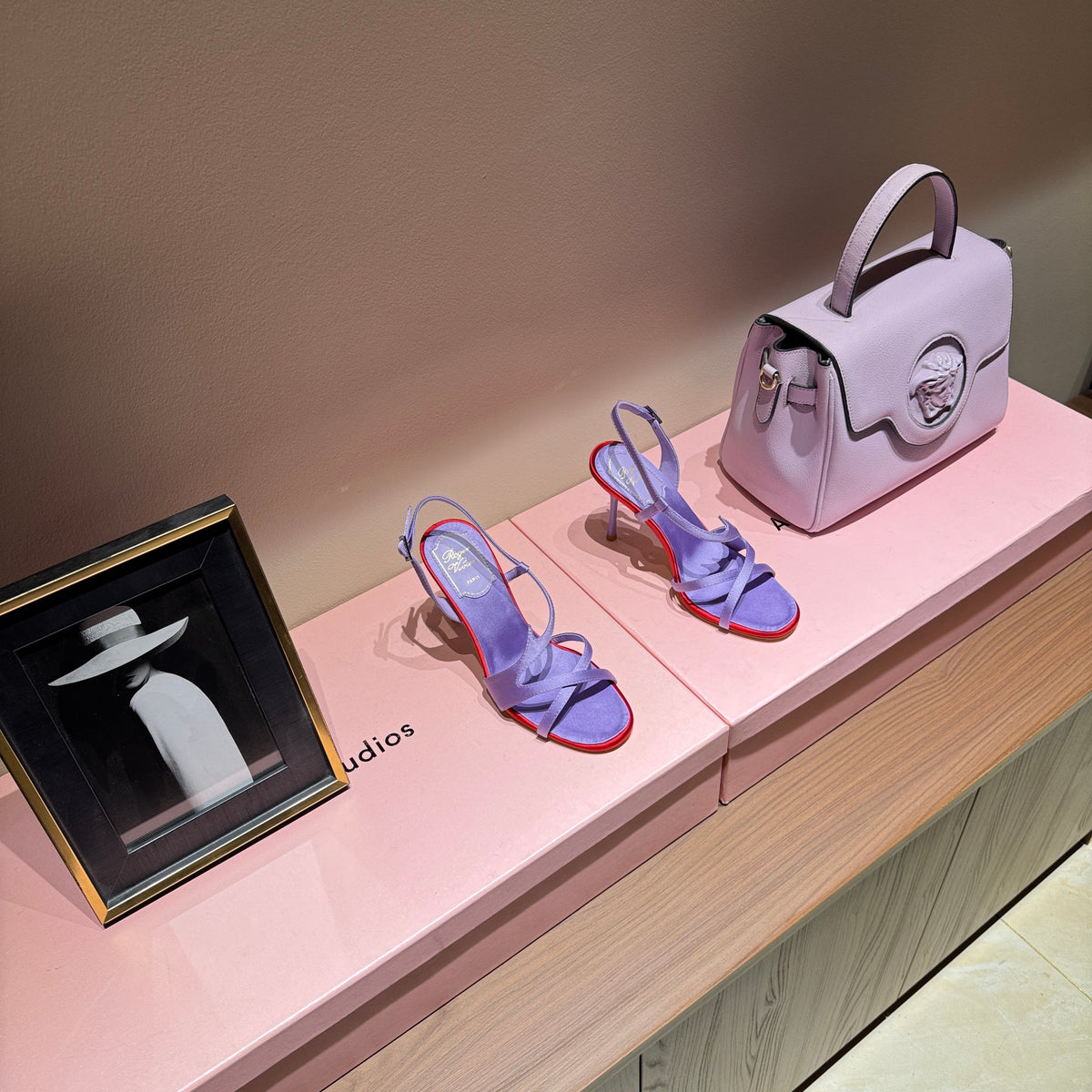 ROGER V HEELS