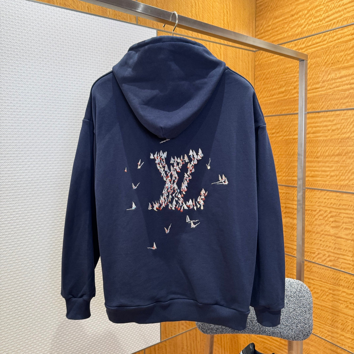 LOU HOODIE