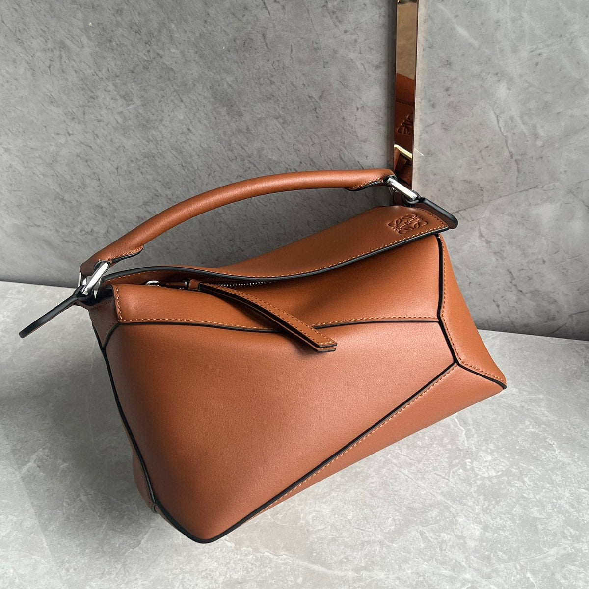 LOEW SMALL PUZZLE EDGE BAG