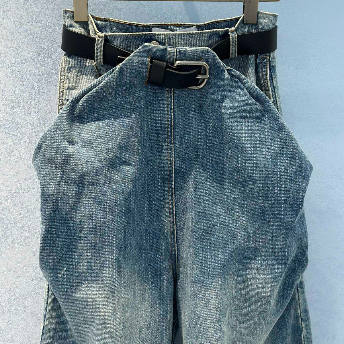 LOEW JEANS