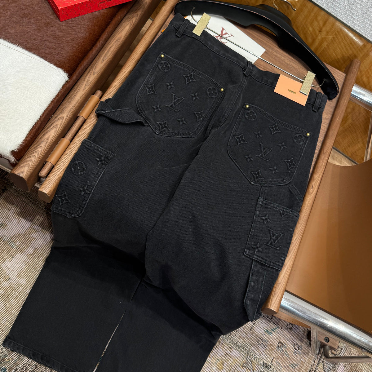 LOU JEANS