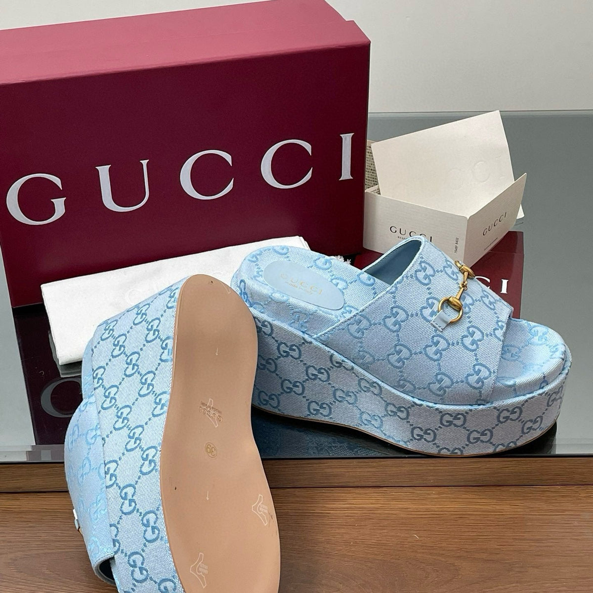 GG WEDGE SANDALS