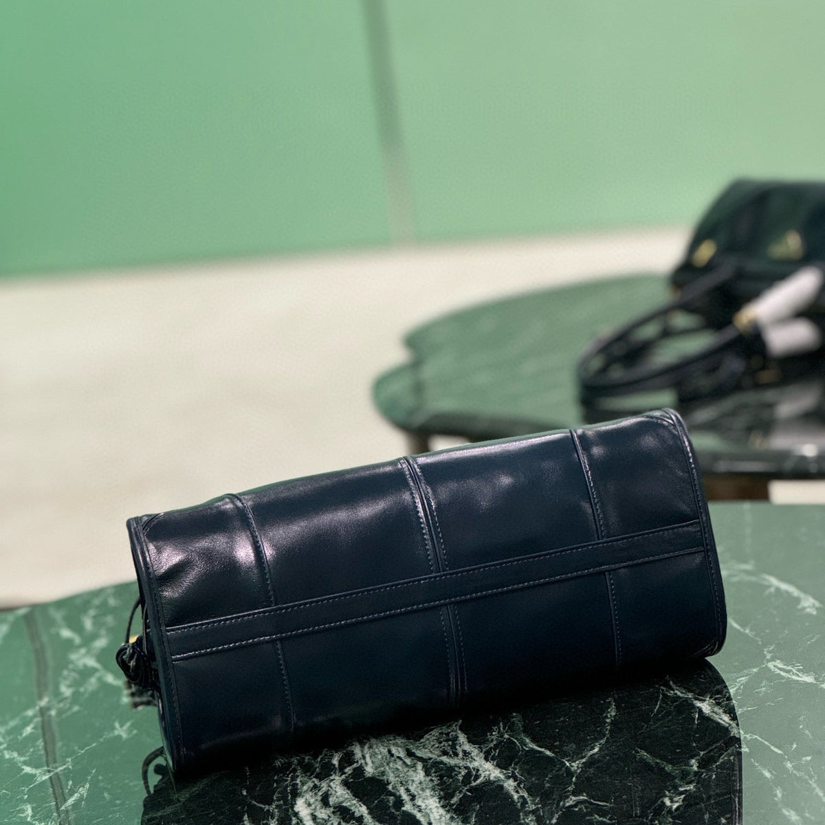 PD MEDIUM LEATHER HANDBAG