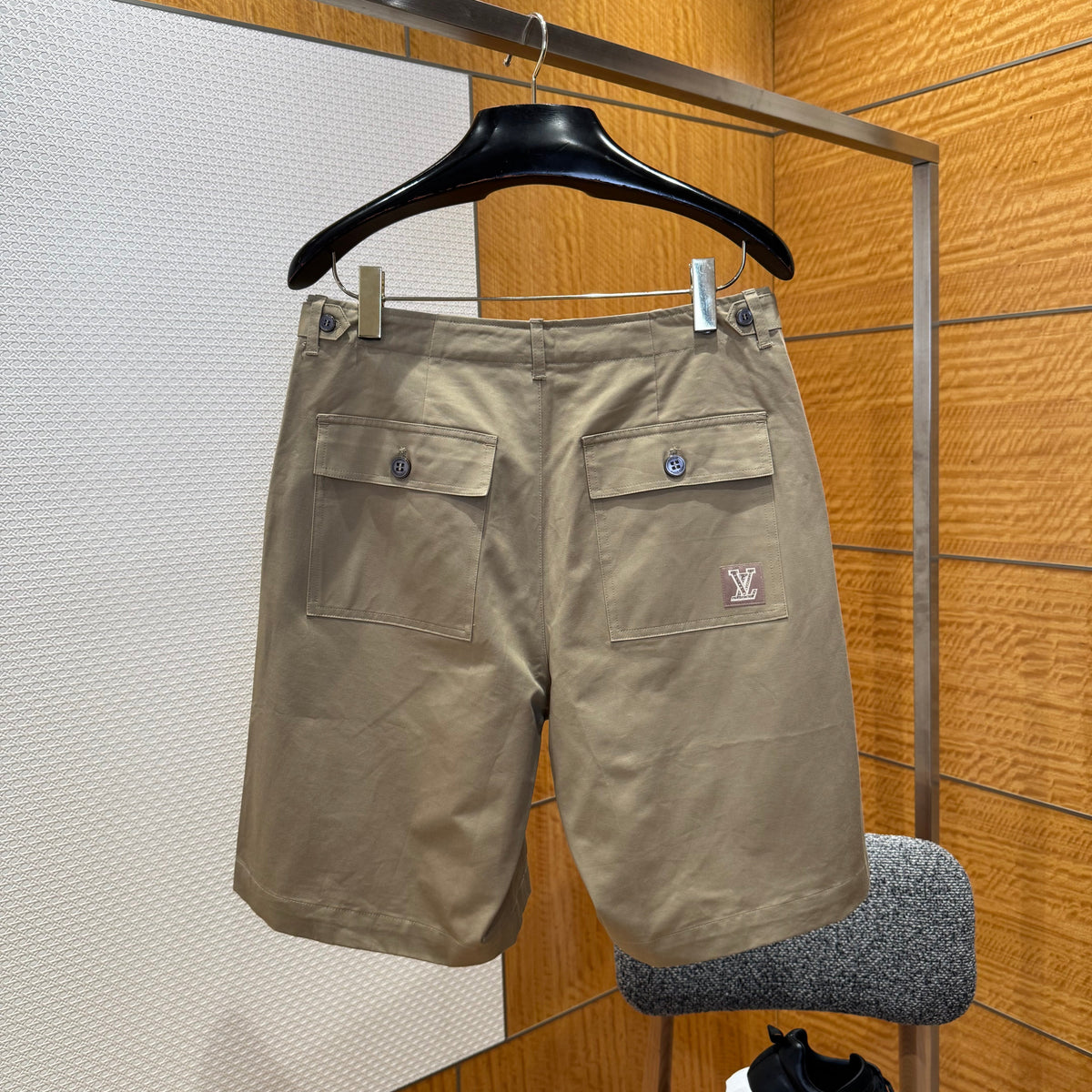 LOU SHORTS