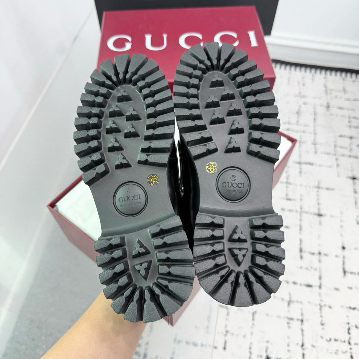 GG LOAFERS