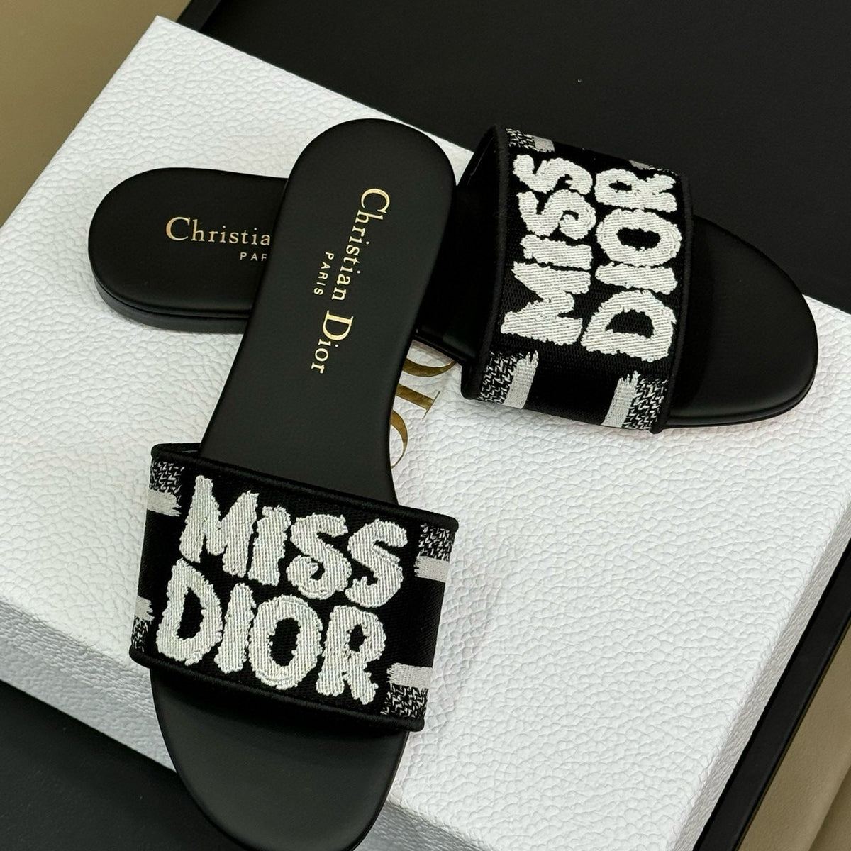 CD DWAY SLIDES