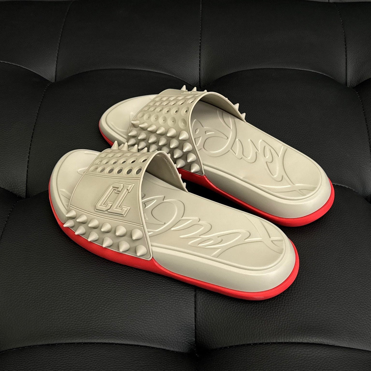CL SPIKE SLIDES