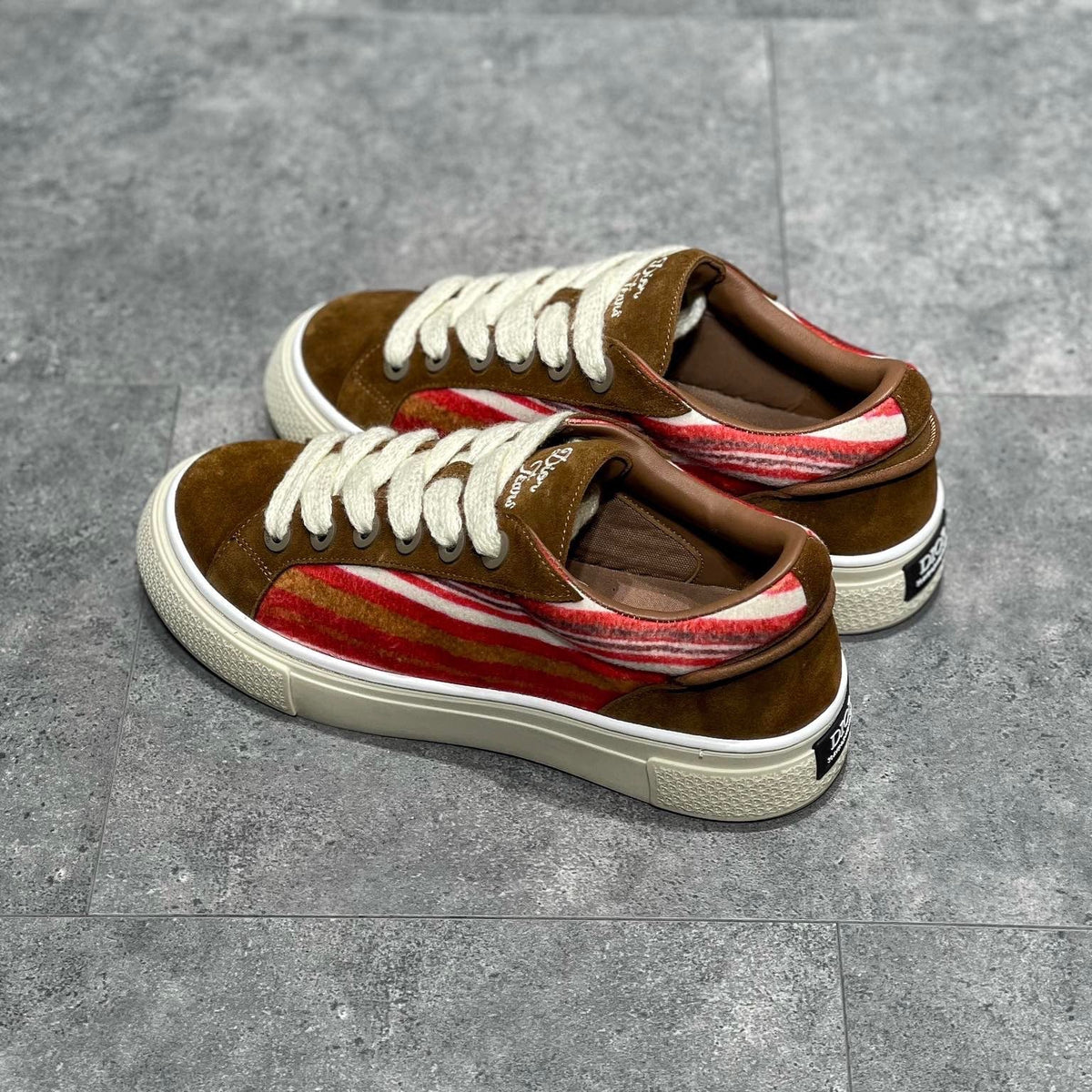 CD B33 SNEAKER