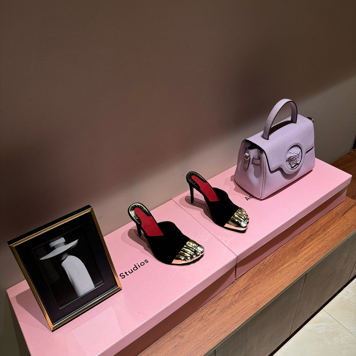 SCHIAPARELLI HEELS