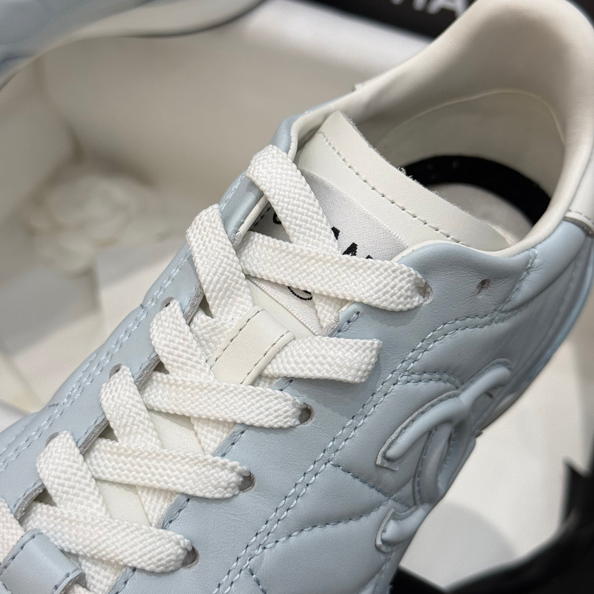 CC SNEAKER