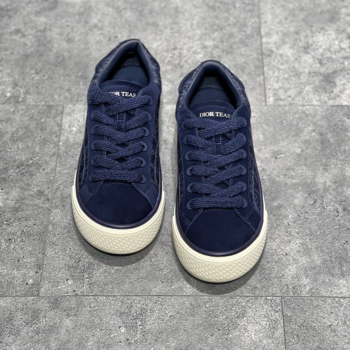 CD B33 SNEAKER
